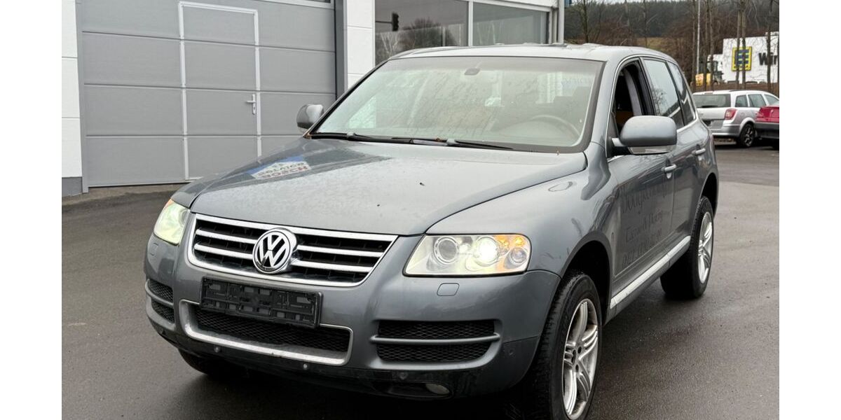 VW Touareg 270.000 km 2.290 &euro; Tröstau 95709