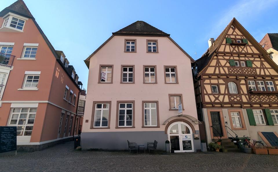 Maisonettenwohnung Ettlingen - 6 Zimmer, 172 m&sup2;, 2.200&euro; | Angebot:24015396