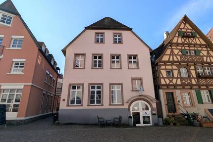 Wohnung Ettlingen - 6 Zimmer, 172 m&sup2;, 2.200&euro; | Angebot:24015396
