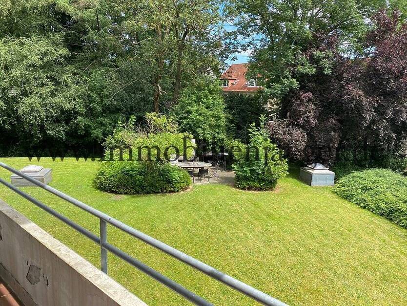 Fußnähe AEZ Poppenbüttel - ruhige Wohnung mit großen Balkon - ruhige Lage nur zum Garten, Fahrstuhl