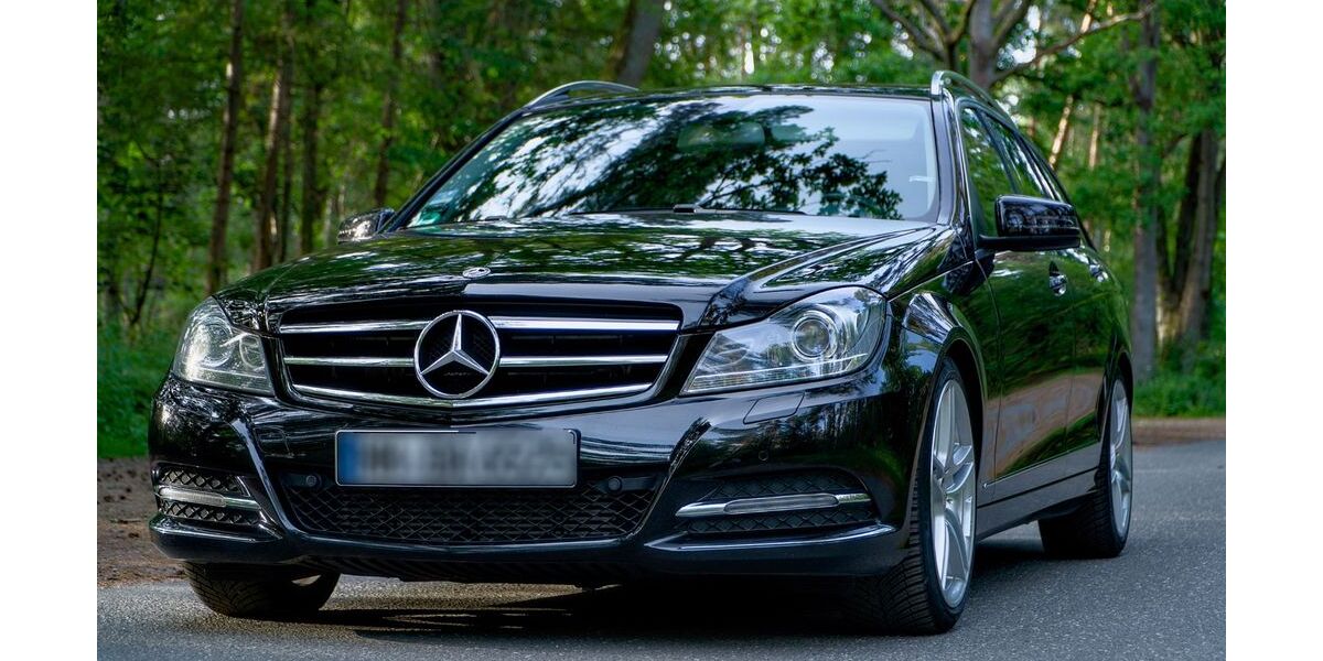Mercedes-Benz C 250 256.000 km 10.500 &euro; Hamburg 22083