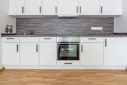 Charmante NeubauWohnung mit hofseitigem Balkon, Fußbodenheizung, EBK, Gäste-WC!