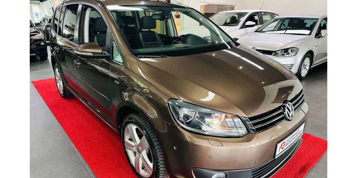 VW Touran 150.000 km 10.490 &euro; Oberhausen 46049