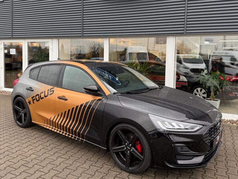 Ford Focus 26.000 km 26.490 € Torgelow 17358