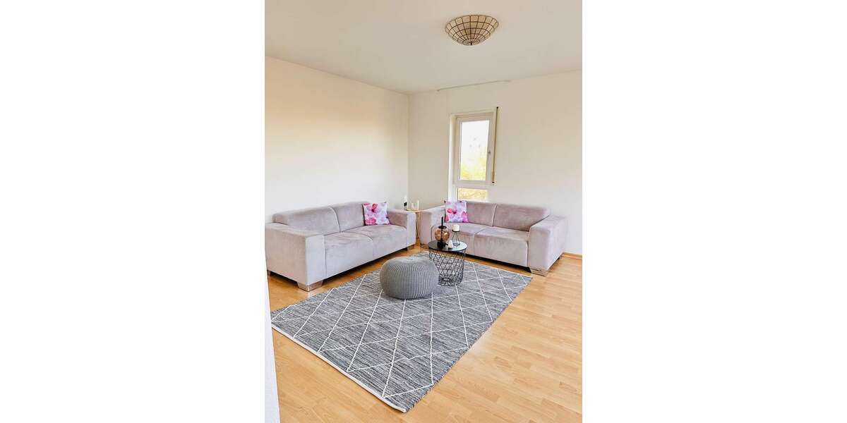 Etagenwohnung Leonberg - 2.5 Zimmer, 64 m&sup2;, 900&euro; | Angebot:27032369