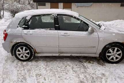 Kia Cerato 145.128 km 400 &euro; Neusorg 95700