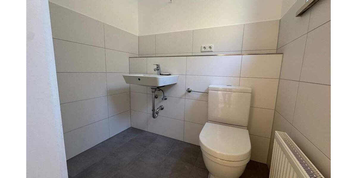 Doppelhaushälfte Landshut Achdorf - 6 Zimmer, 137 m&sup2;, 1.830&euro; | Angebot:25107172