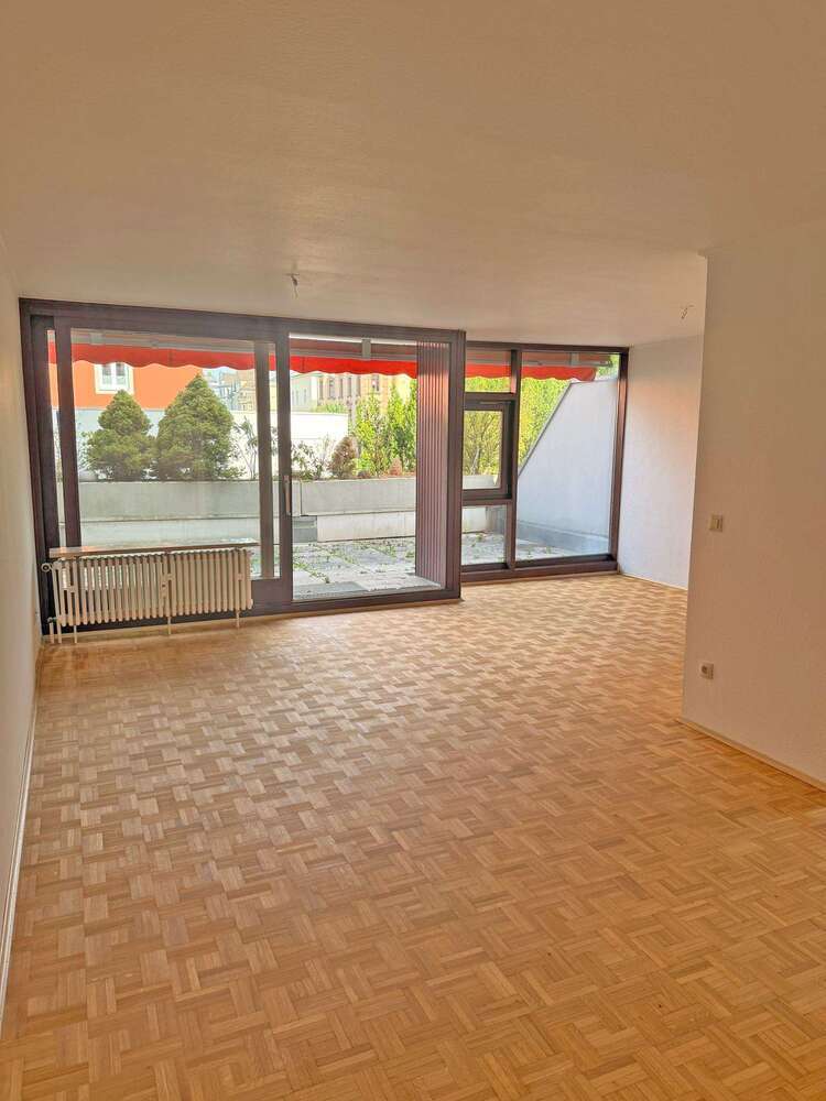 Wohnung zum Mieten in Regensburg 790 € 68.77 m²