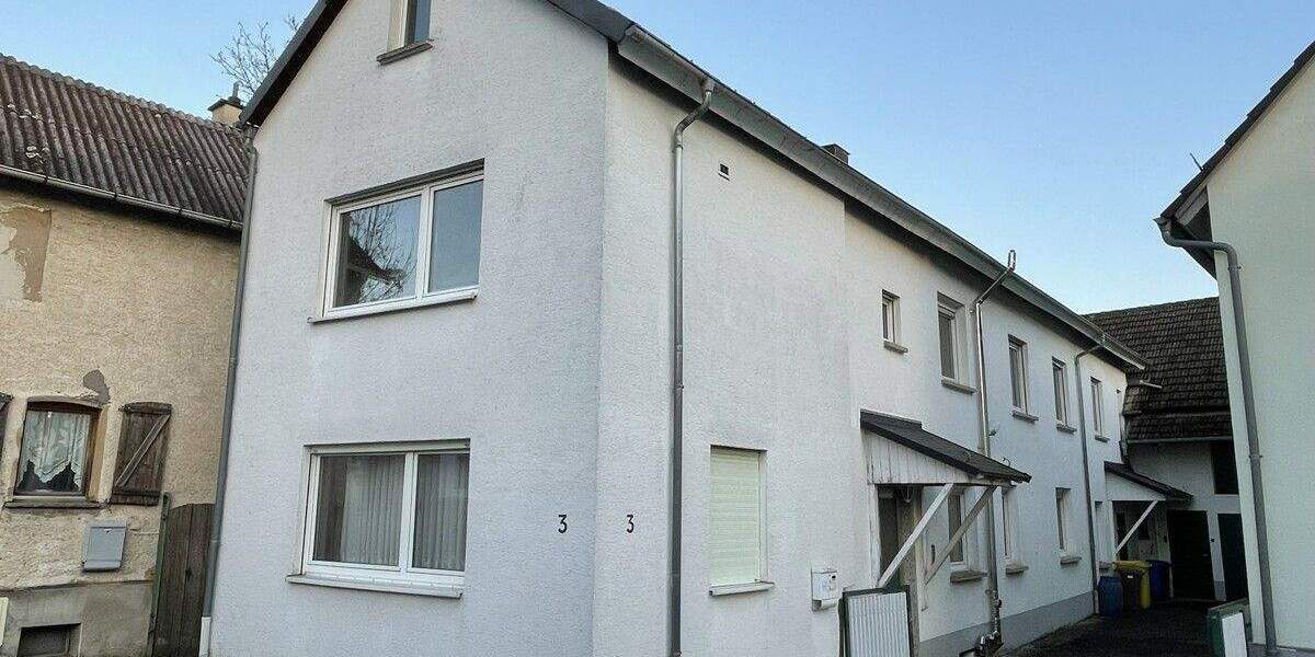 Einfamilienhaus Wetzlar / Dutenhofen Dutenhofen - 6 Zimmer, 120 m&sup2;, 245.000&euro; | Angebot:25317612