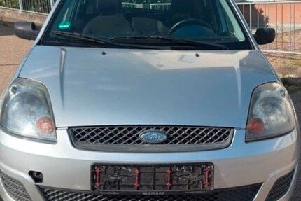 Ford Fiesta 185.000 km 850 &euro; Hüttlingen 73460