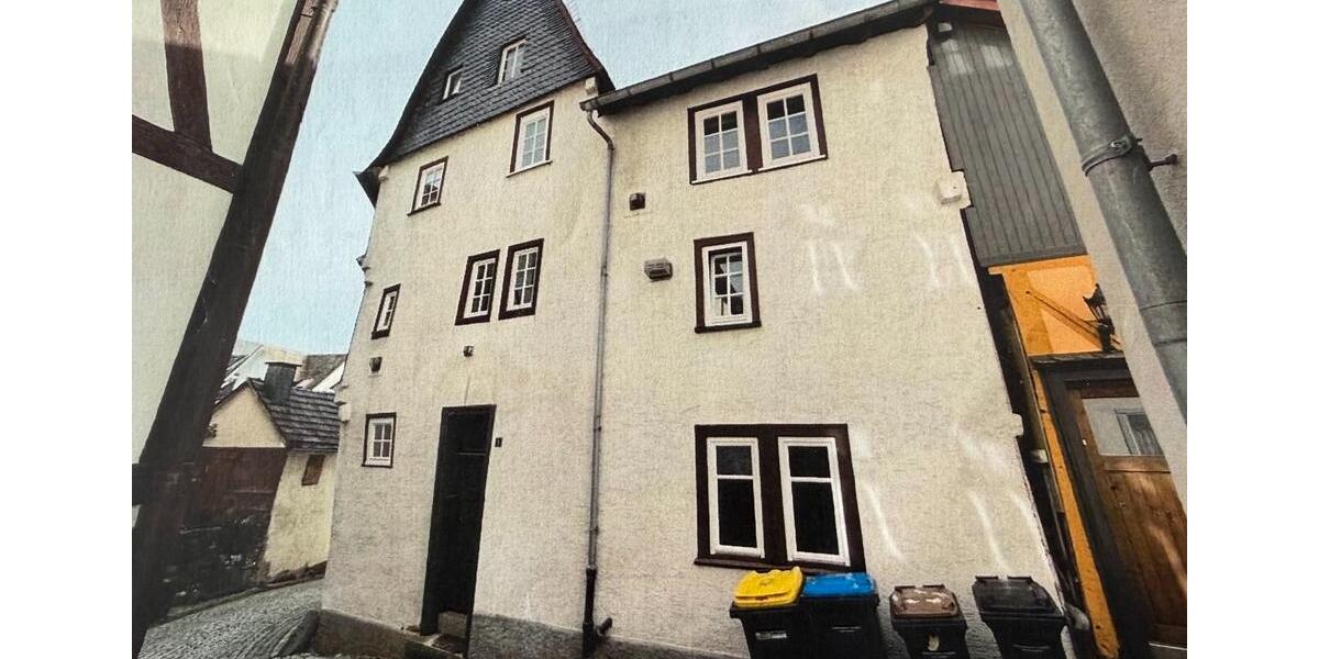 Einfamilienhaus Herborn - 5 Zimmer, 121 m&sup2;, 129.000&euro; | Angebot:26857845