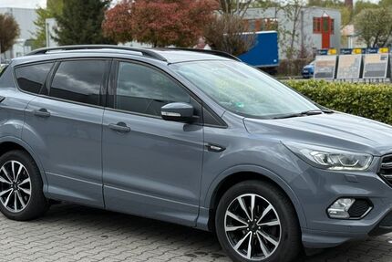 Ford Kuga 146.073 km 12.990 &euro; Alsdorf 52477