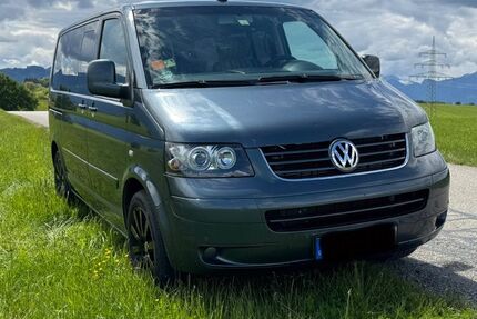 VW T5 Multivan 276.000 km 9.000 &euro; Riedering 83083