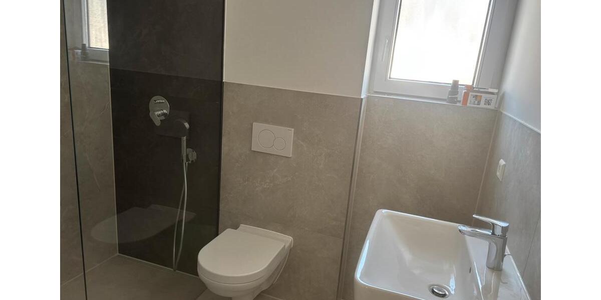 Doppelhaushälfte Filderstadt - 4.5 Zimmer, 135 m&sup2;, 2.200&euro; | Angebot:25551385