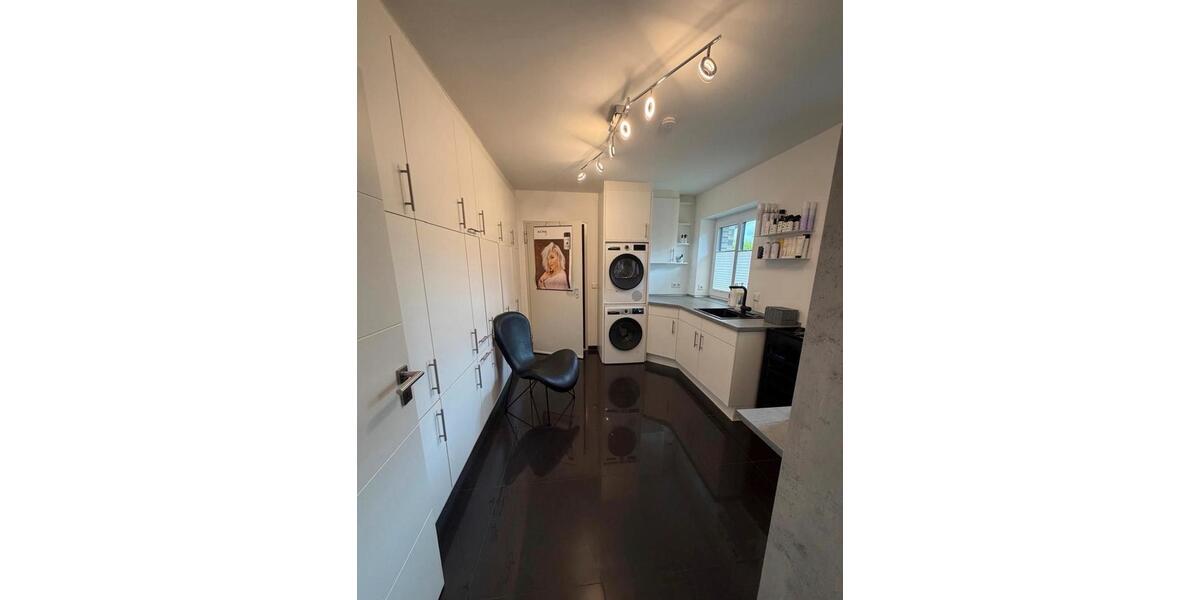 Einfamilienhaus Harrislee - 8 Zimmer, 204 m&sup2;, 899.000&euro; | Angebot:27146919