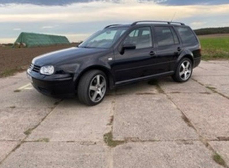 VW Golf 276.000 km 3.400 &euro; Wolfsburg 38448