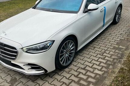 Mercedes-Benz S 400 37.000 km 99.900 € Schwarzach 74869