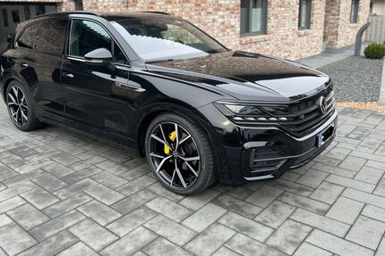 VW Touareg 2.275 km 61.990 &euro; Gifhorn 38518