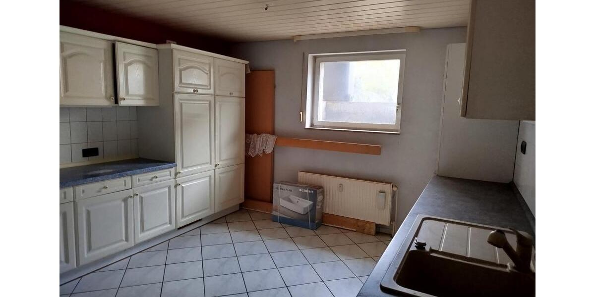 Mehrfamilienhaus, Wohnhaus Edemissen - 8 Zimmer, 250 m&sup2;, 375.000&euro; | Angebot:27092339