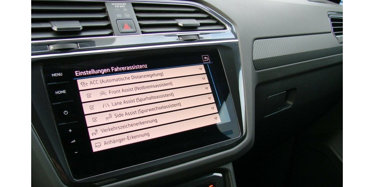 VW Tiguan 2.0TDi R-Line 4M BlackStyle ACC IQ LIGHT 41.763 km 35.980 € Falkensee 14612