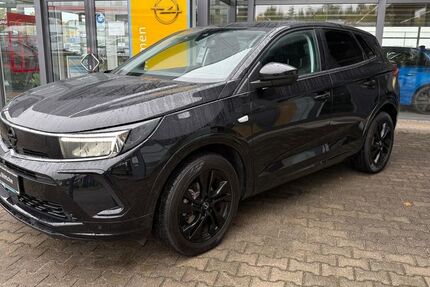 Opel Grandland (X) 34.713 km 17.990 € Gräfenhainichen 06773