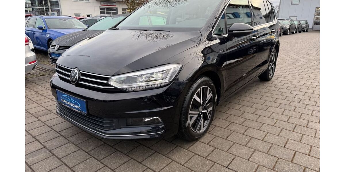 VW Touran 206.000 km 21.900 &euro; Dachau (bei München) 85221