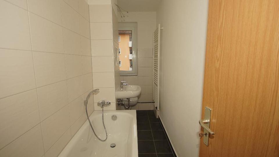 Etagenwohnung Dippoldiswalde - 3 Zimmer, 59 m&sup2;, 334&euro; | Angebot:25103368