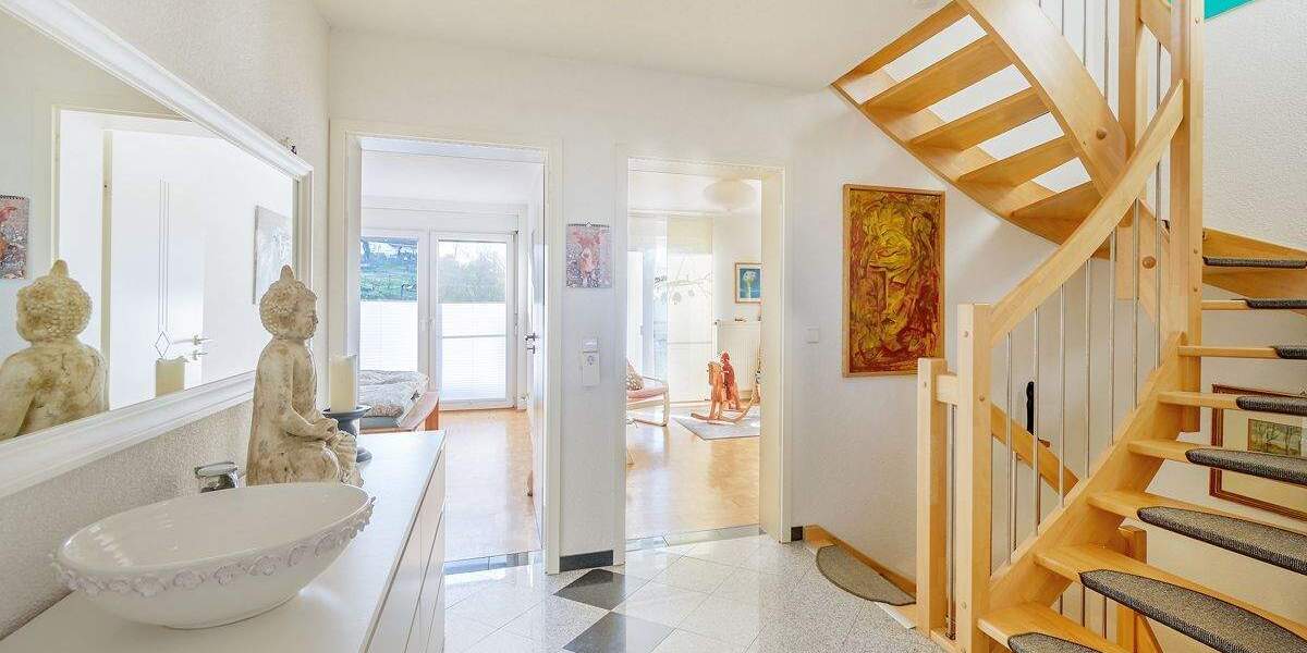 Reihenmittelhaus Bruchsal / Helmsheim Helmsheim - 6 Zimmer, 169 m&sup2;, 449.000&euro; | Angebot:25896127