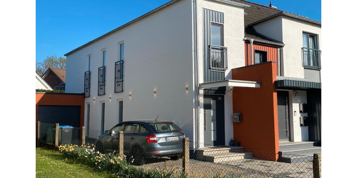 Doppelhaushälfte Bergisch Gladbach Alt-Frankenforst - 5 Zimmer, 165 m&sup2;, 2.000&euro; | Angebot:24533072