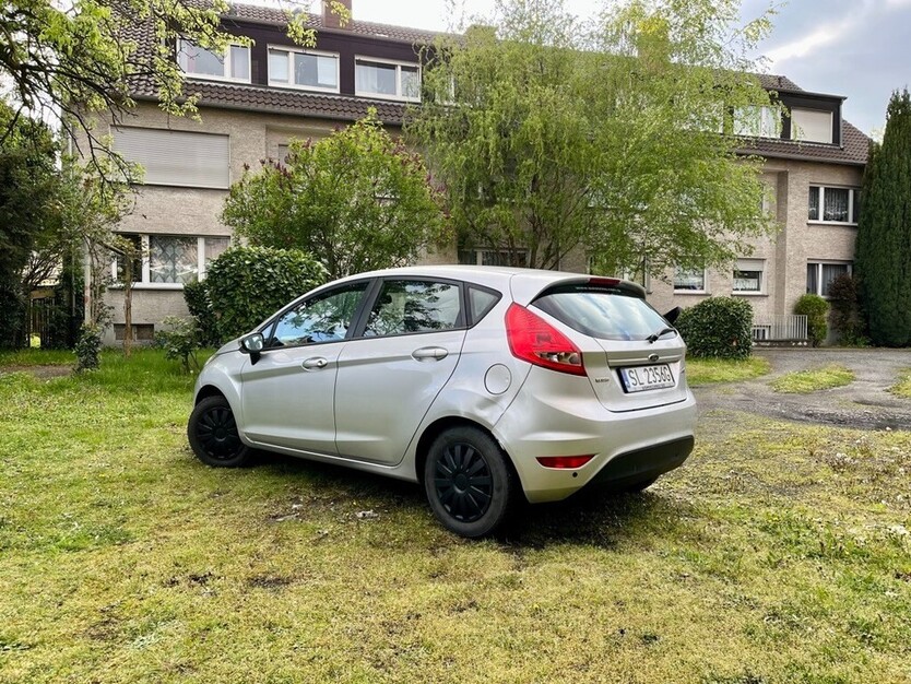 Ford Fiesta 268.000 km 3.600 € Hamm 59065