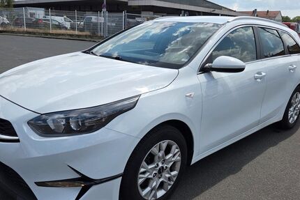 Kia ceed Sportswagon 131.000 km 10.900 &euro; Nürnberg 90439