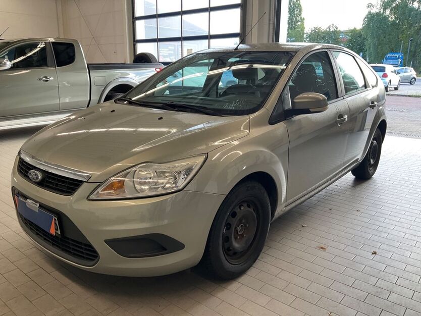 Ford Focus 95.000 km 3.599 € Eisenhüttenstadt 15890