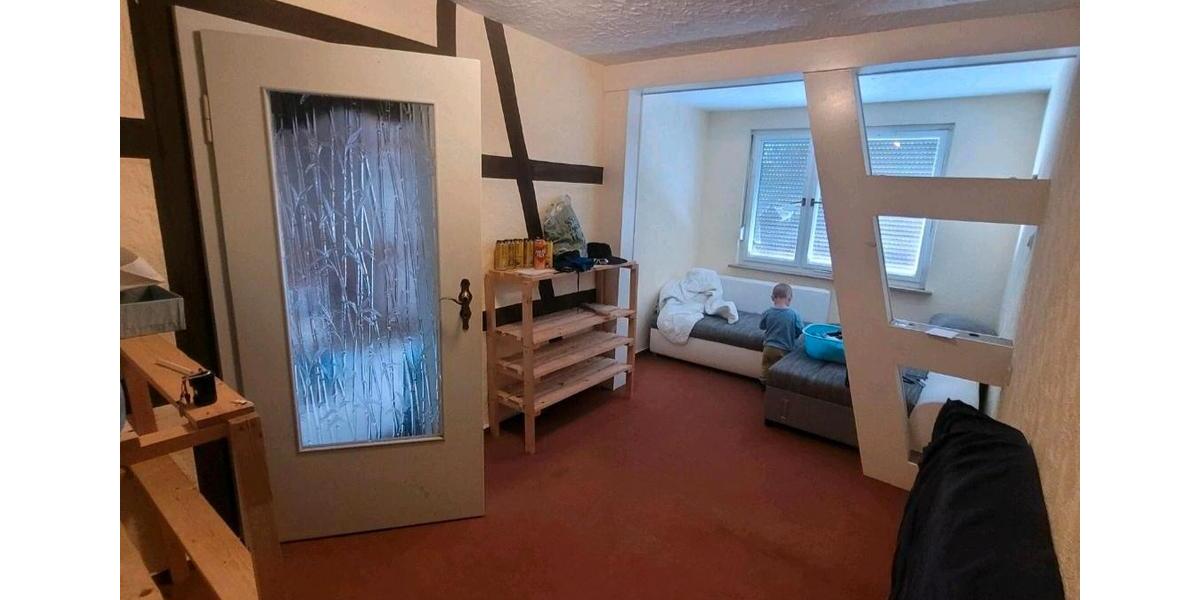 Einfamilienhaus Ohrdruf - 5 Zimmer, 105 m&sup2;, 125.000&euro; | Angebot:27231465