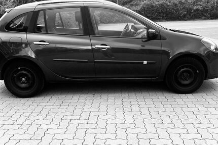 Renault Clio 93.000 km 3.250 &euro; Tangstedt 22889