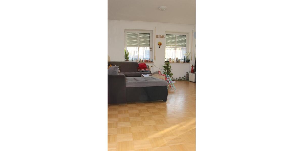 Erdgeschoßwohnung Uffenheim - 3 Zimmer, 86 m&sup2;, 770&euro; | Angebot:25319517