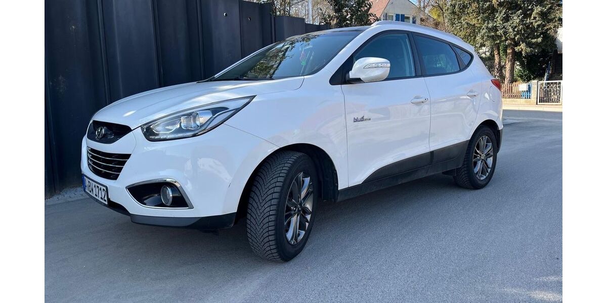 Hyundai ix35 140.000 km 8.700 &euro; Stadtbergen 86391