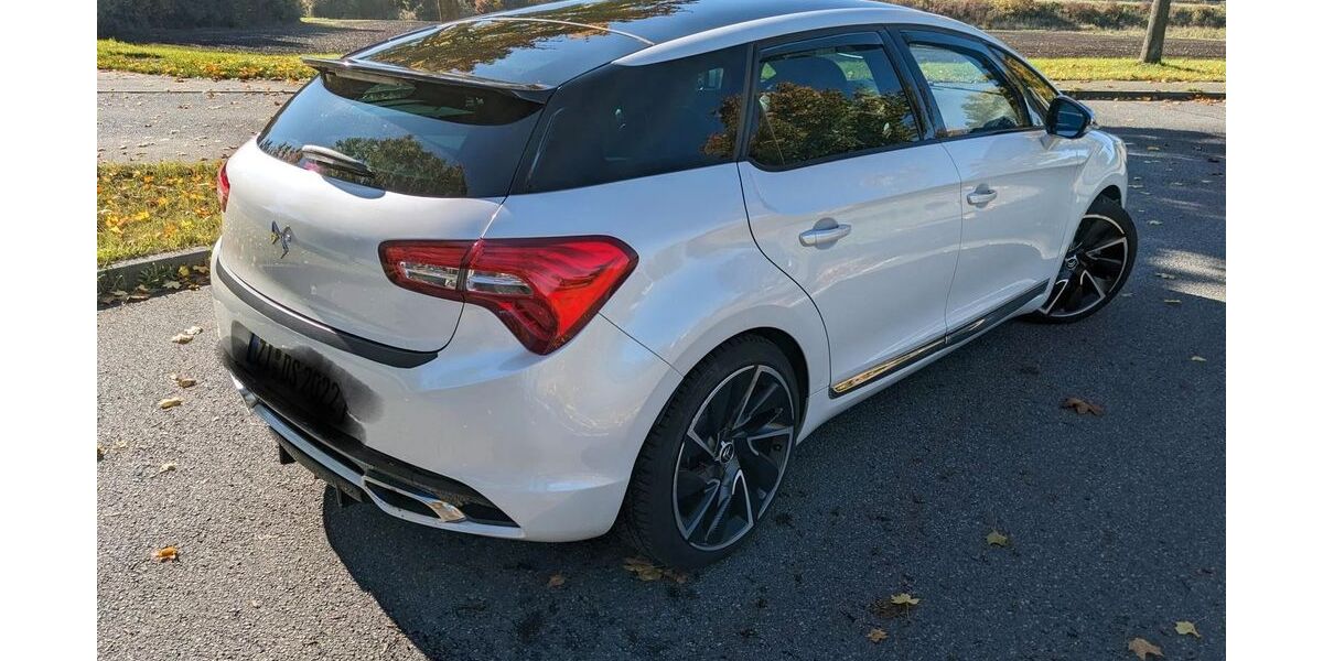 Citroen DS5 66.000 km 11.900 &euro; Zittau 02763