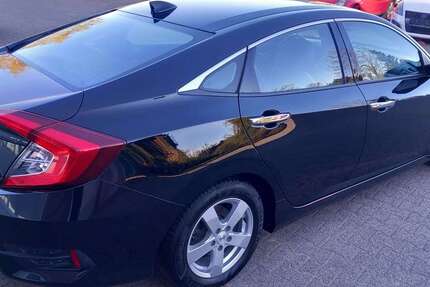 Honda Civic 79.120 km 18.990 &euro; Großröhrsdorf OT Bretnig 01900