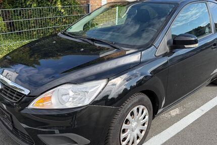 Ford Focus 143.013 km 2.550 € Herford 32051
