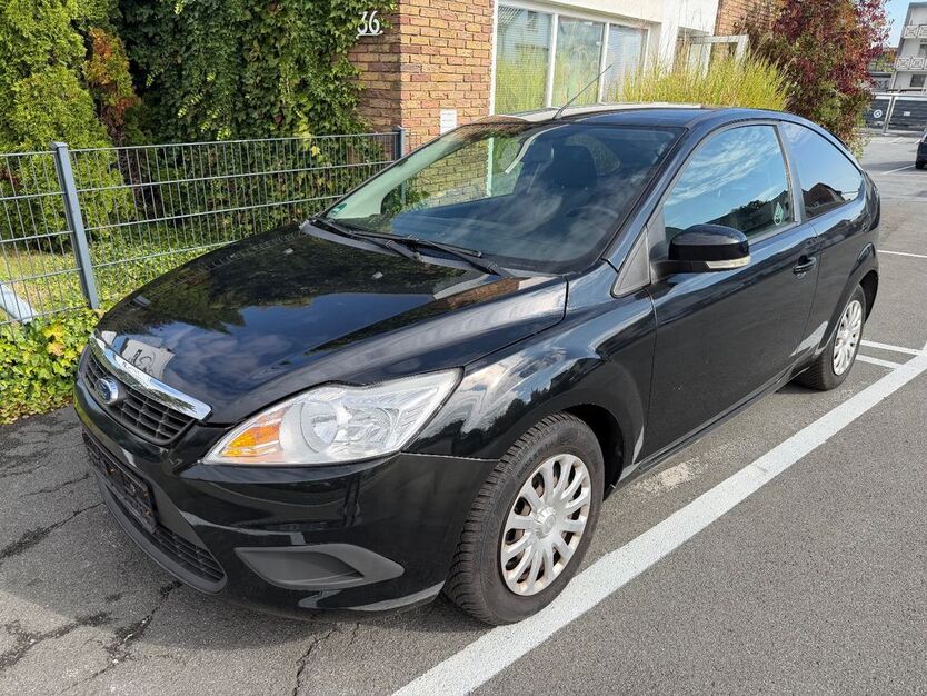 Ford Focus 143.013 km 2.550 € Herford 32051