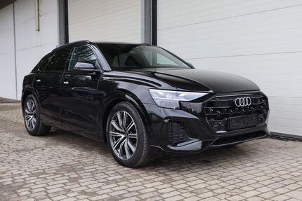 Audi Q8 6.400 km 69.500 € Passau 94034