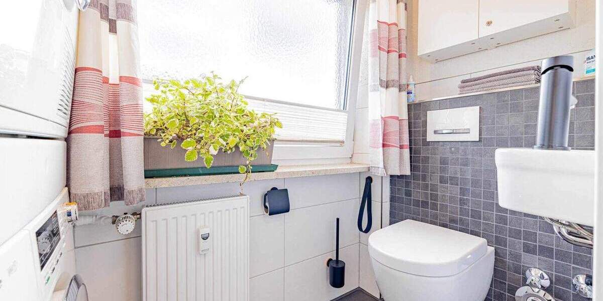 Etagenwohnung Kassel West - 3 Zimmer, 122 m&sup2;, 305.000&euro; | Angebot:25606355