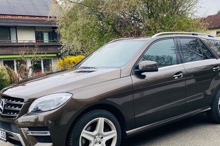 Mercedes-Benz ML 400 151.000 km 20.900 &euro; Laufen 83410
