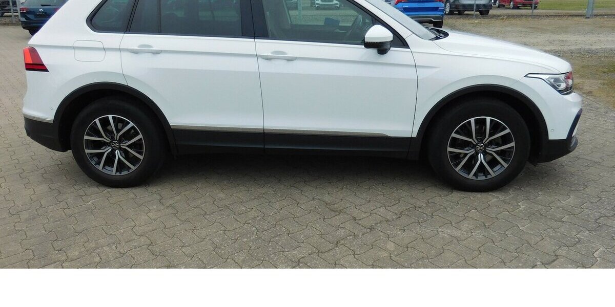 VW Tiguan 1.5 Move Klima TSI Navi 35.900 km 23.990 &euro; Vordorf 38533
