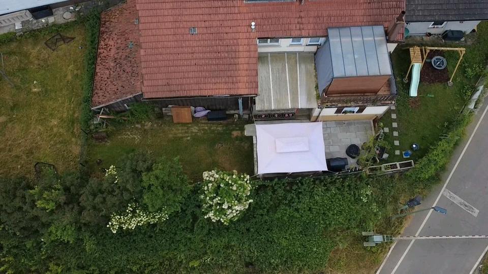 Einfamilienhaus Balingen - 10 Zimmer, 250 m&sup2;, 320.000&euro; | Angebot:26818472