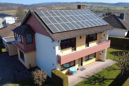 Haus zum Kaufen in Hessisch Lichtenau 349.000 € 163.32 m²