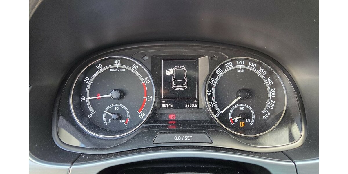 Skoda Fabia 1.0 TSI Car-Play/Android-Auto/Kamera 90.145 km 7.950 &euro; Wilsdruff 01723