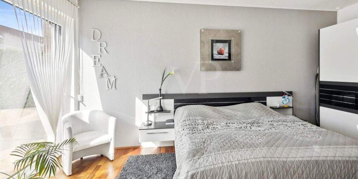 Repräsentatives, lichtverwöhntes Einfamilienhaus in Feldrandlage! 5 zimmer