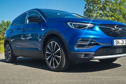 Opel Grandland (X) 109.000 km 16.750 &euro; Zwickau 08064