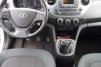 Hyundai i10 75.150 km 7.950 &euro; Nordhorn 48531